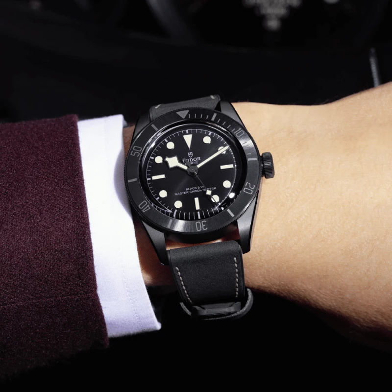 Tudor Black Bay in ceramica