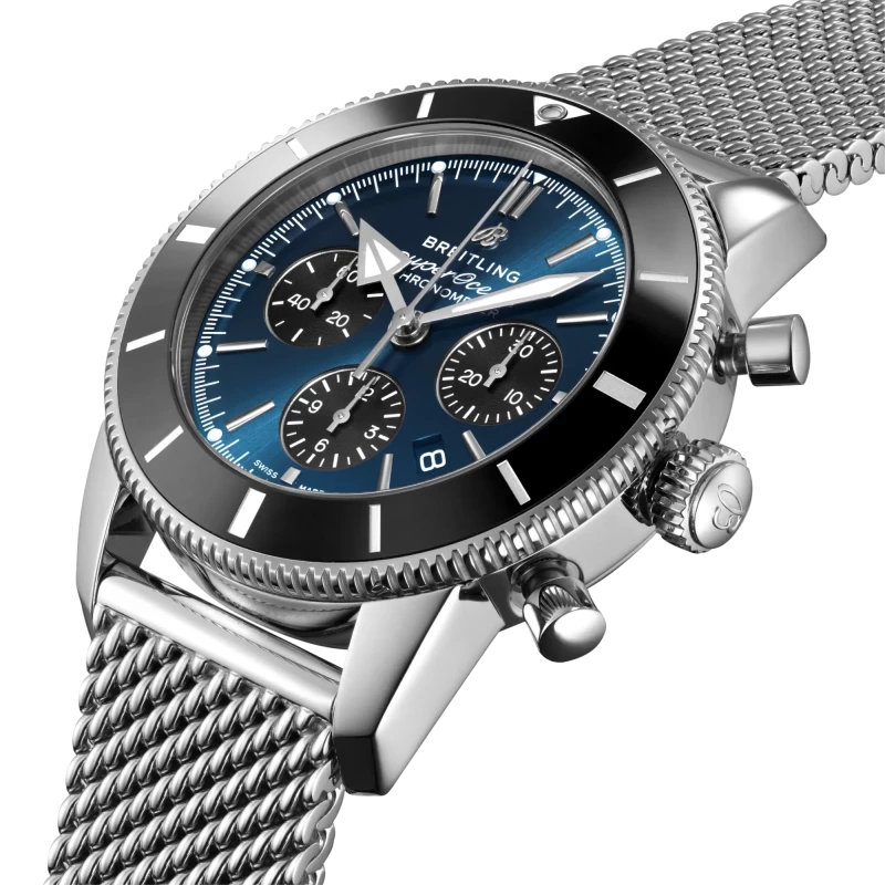 Cronografo Breitling Superocean Heritage B01