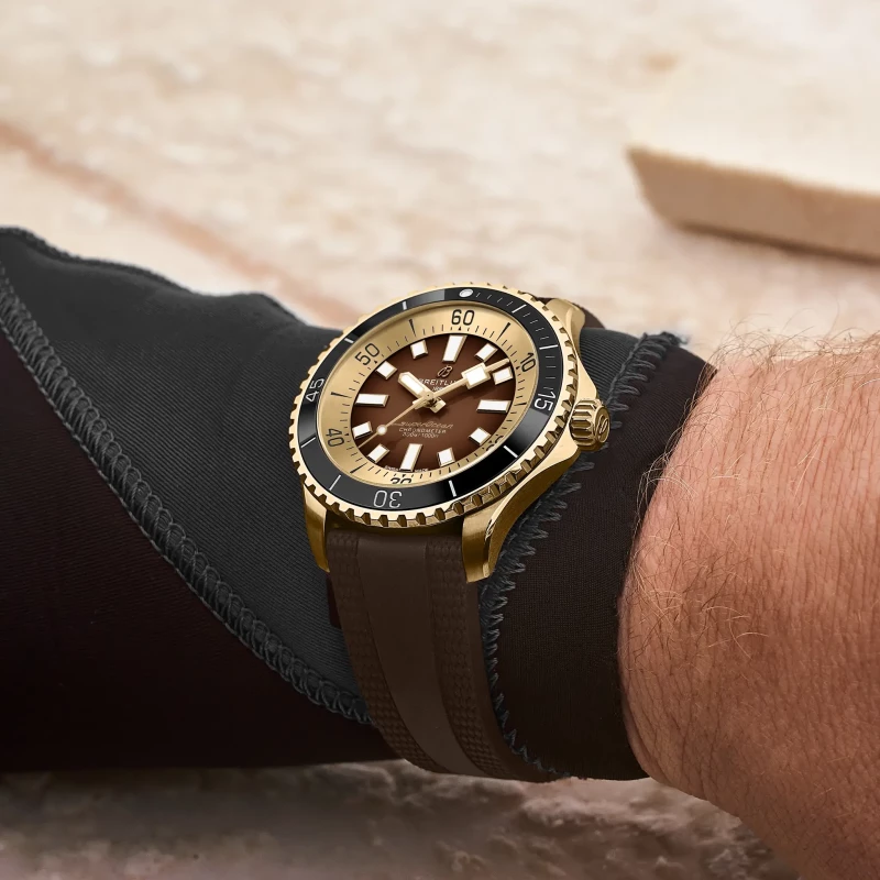 BREITLING Superocean automatico 44