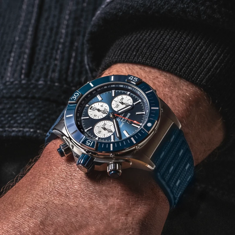 Breitling Super Chronomat B01