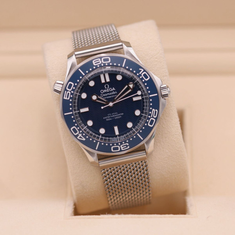 Omega Seamaster Diver James Bond 007 Anniversary Edition