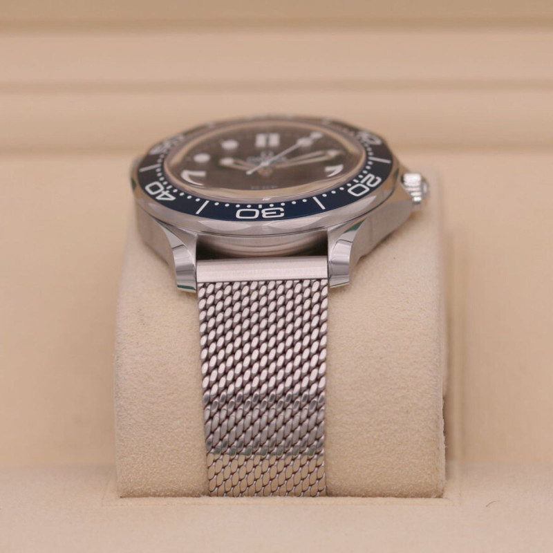 Omega Seamaster Diver James Bond 007 Anniversary Edition