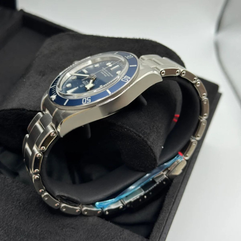 Tudor Black Bay 58