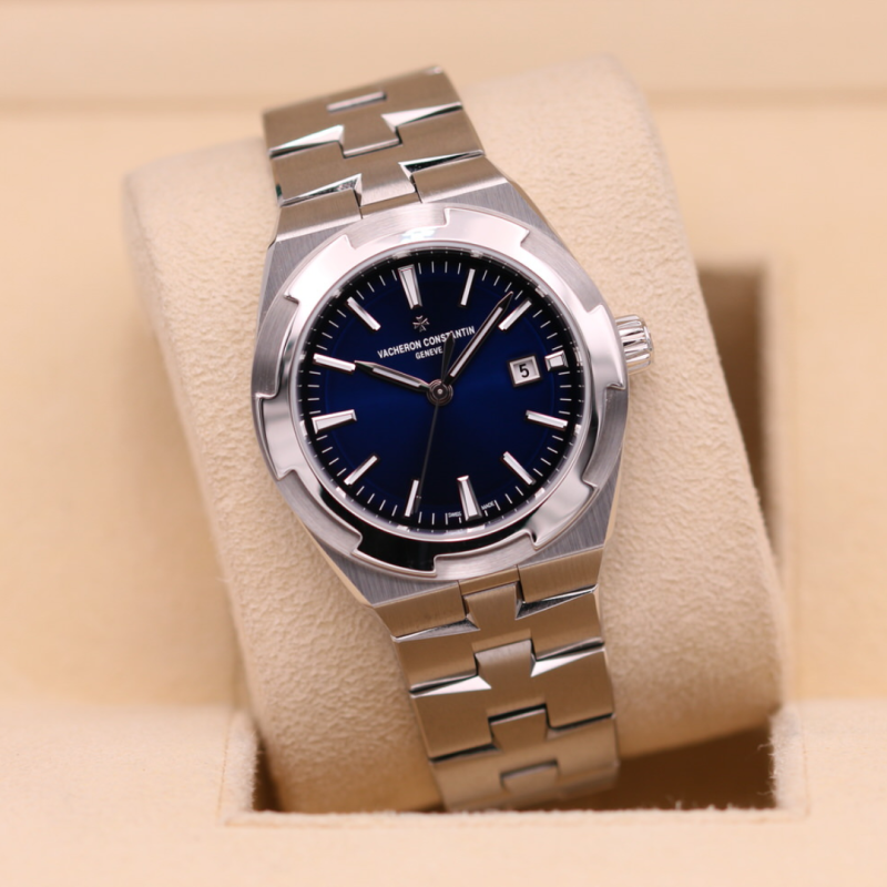 VACHERON CONSTANTIN Overseas