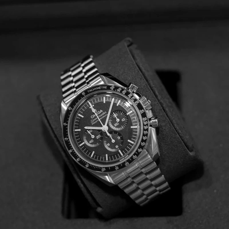 Omega Speedmaster Moonwatch Professional Master Chronometer