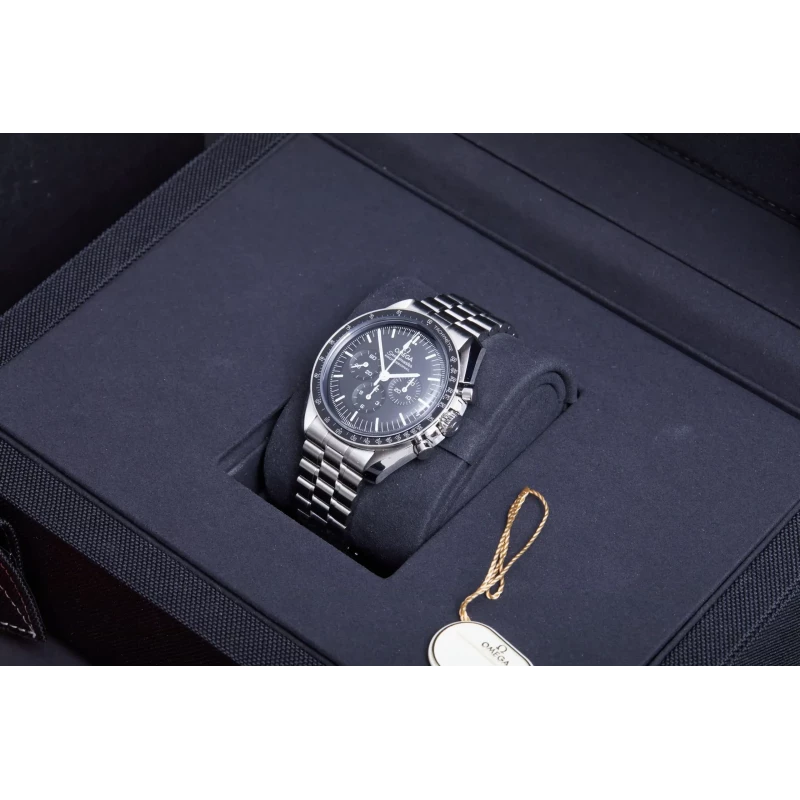 Omega Speedmaster Moonwatch Professional Master Chronometer