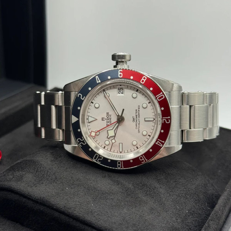 Tudor Black Bay GMT