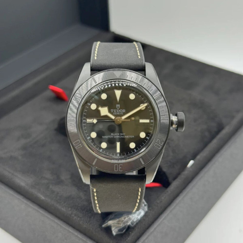 Tudor Black Bay Ceramic