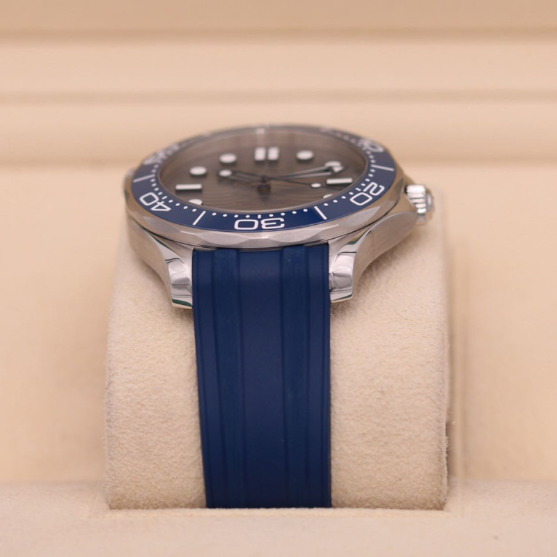 Omega Seamaster Diver 300m